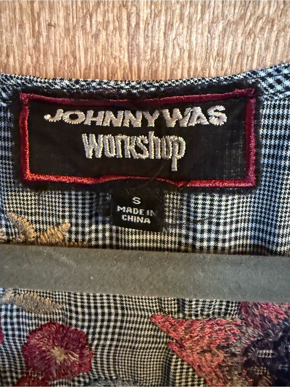 Johnny Was Workshop Navy Blue Plaid Embroidered V-Neck Women’s Dress - Picture 7 of 7